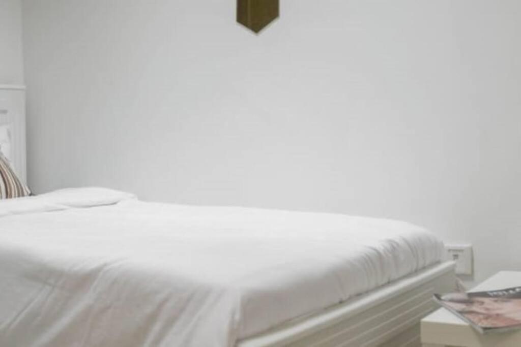 Spacious 3 Bedroom Apartamento